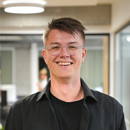 Viktor Mangor